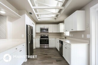 8975 91st St N in Seminole, FL - Building Photo - Building Photo