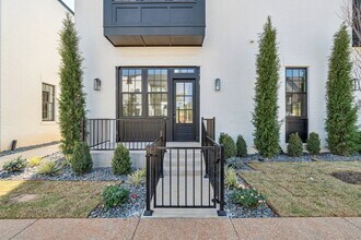 18814 Selah Way in Norman, OK - Building Photo - Building Photo