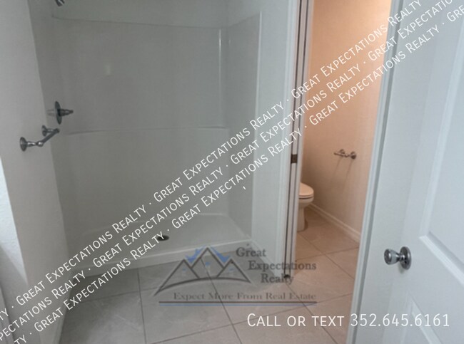 1984 NE 17th Pl-Unit -Unit 3 in Ocala, FL - Building Photo - Building Photo