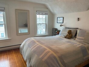 61 Savoy St, Unit #3 in Providence, RI - Foto de edificio - Building Photo