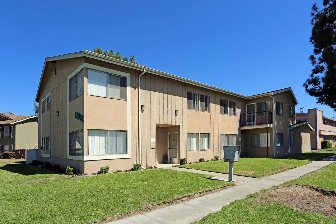 12082 Cole St in Garden Grove, CA - Building Photo