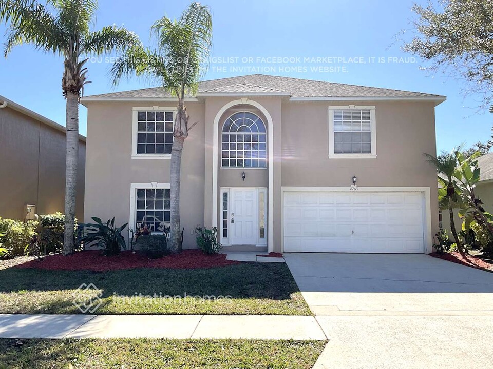 1765 Sawgrass Dr SW in Palm Bay, FL - Foto de edificio