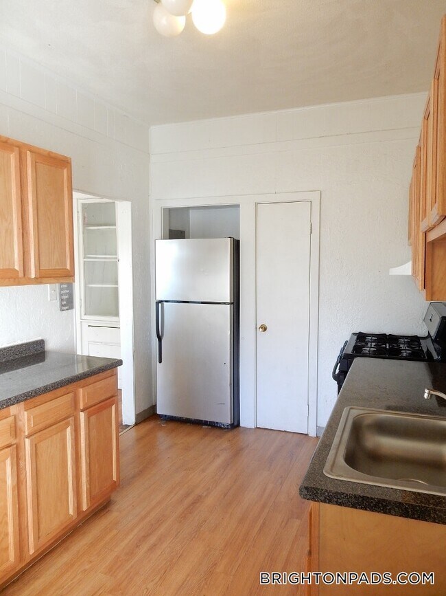 134 Englewood Ave in Boston, MA - Building Photo - Building Photo