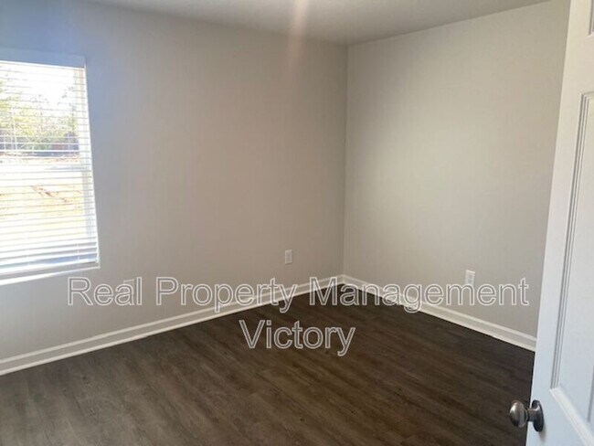 104 Marine Dr in Lincoln, AL - Building Photo - Building Photo