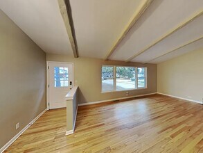 429 Lotus Ln in Glenview, IL - Building Photo - Building Photo