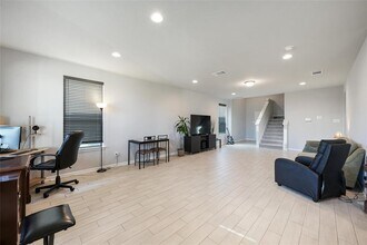 108 Drifter Ln in Jarrell, TX - Building Photo - Building Photo