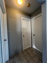 18850 NW 57th Ave in Hialeah, FL - Foto de edificio - Building Photo