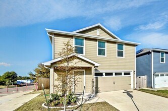 3209 Peyton Lila Rd in Dallas, TX - Building Photo - Building Photo