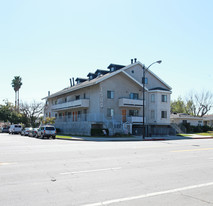 1500 W Victory Blvd Apartments