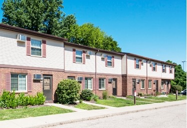 Greentree Village in Cincinnati, OH - Foto de edificio