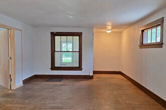 909 6th Ave in Brookings, SD - Building Photo - Building Photo