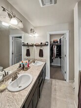 347 Skwentna Dr in Anchorage, AK - Building Photo - Building Photo