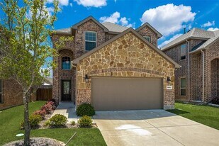 9901 Fox Squirrel Trail in McKinney, TX - Building Photo