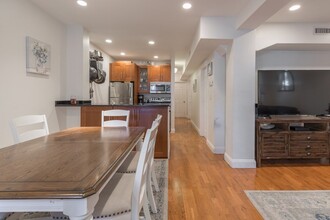 8 Garrison St, Unit 207 in Boston, MA - Building Photo - Building Photo