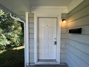 512 Burlington Ave in Durham, NC - Building Photo - Building Photo
