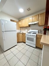 2234 Lacombe Ave in Bronx, NY - Building Photo - Building Photo
