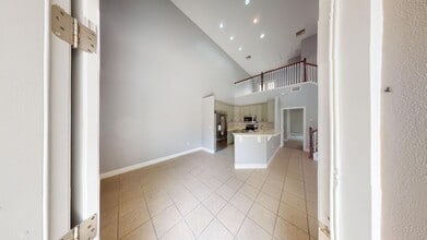 13310 Fountainbleau Dr in Clermont, FL - Building Photo - Building Photo