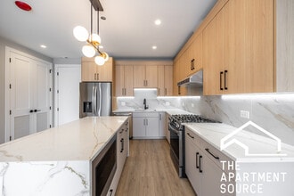 2354 W Polk St in Chicago, IL - Building Photo - Building Photo