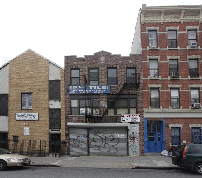 1100 Dekalb Ave in Brooklyn, NY - Building Photo - Building Photo