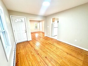 6 Commercial Ave in Highland, NY - Building Photo - Building Photo