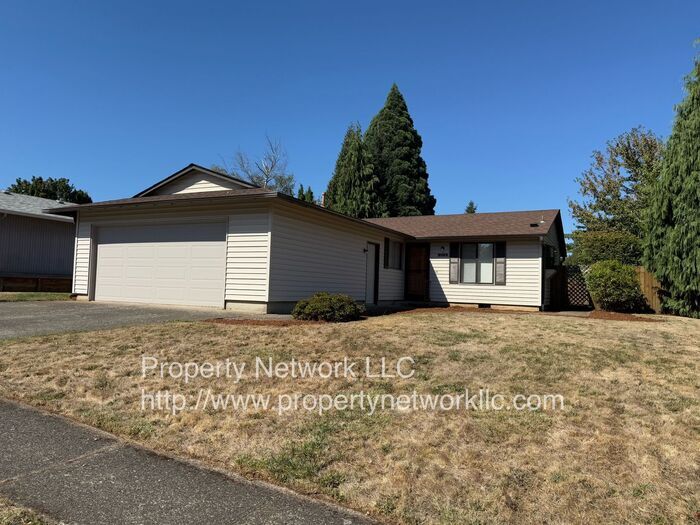 2022 SE Kane Ave in Gresham, OR - Building Photo