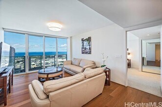 888 Kapiolani Blvd in Honolulu, HI - Building Photo - Building Photo