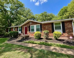 5011 Suter Dr in Nashville, TN - Building Photo