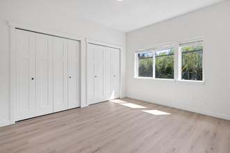 The Dewey Rd. Townhomes in Bellingham, WA - Building Photo - Building Photo