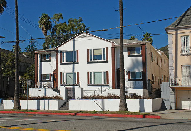 7471 Hollywood Blvd in Los Angeles, CA - Foto de edificio - Building Photo