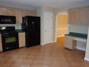 48 Cambridge Ct in Douglasville, GA - Building Photo - Building Photo