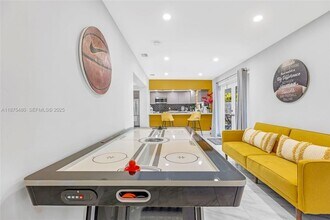 6600 NE 20th Way in Fort Lauderdale, FL - Foto de edificio - Building Photo