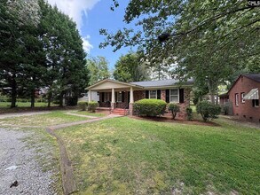 1047 S Holly St in Columbia, SC - Building Photo - Building Photo