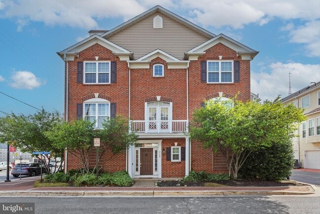 property at 2500 Clairmont View Way