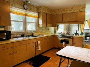 1 Hammond Ln in Odenton, MD - Building Photo - Building Photo