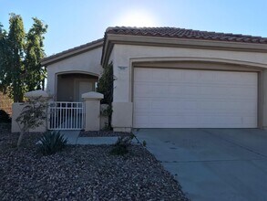 78491 Glastonbury Way in Palm Desert, CA - Building Photo - Building Photo