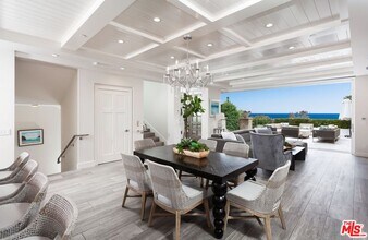 438 Bent St in Laguna Beach, CA - Building Photo - Building Photo