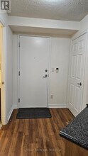 3888 Duke of York Blvd in Mississauga, ON - Building Photo - Building Photo