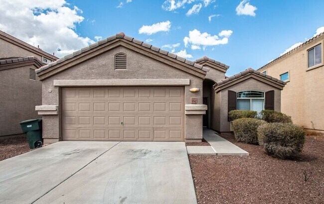10742 W Coolidge St in Phoenix, AZ - Building Photo - Building Photo