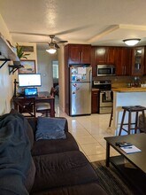 5208 NE 24th Ter, Unit 121 in Fort Lauderdale, FL - Foto de edificio - Building Photo