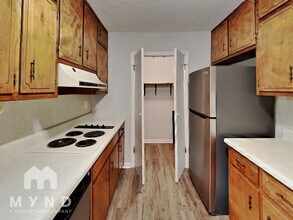 2286 Briarwood Cir SW in Conyers, GA - Building Photo - Building Photo