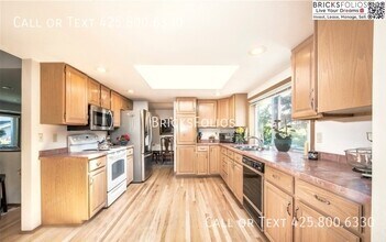 12825 27th Dr SE in Everett, WA - Building Photo - Building Photo