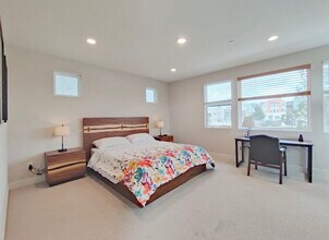 371 Novel in Irvine, CA - Building Photo - Building Photo