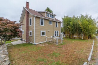 5 Circle Dr in Carmel, NY - Building Photo - Building Photo