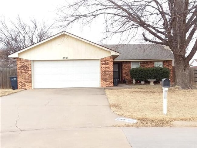 property at 4906 Yorkshire Dr