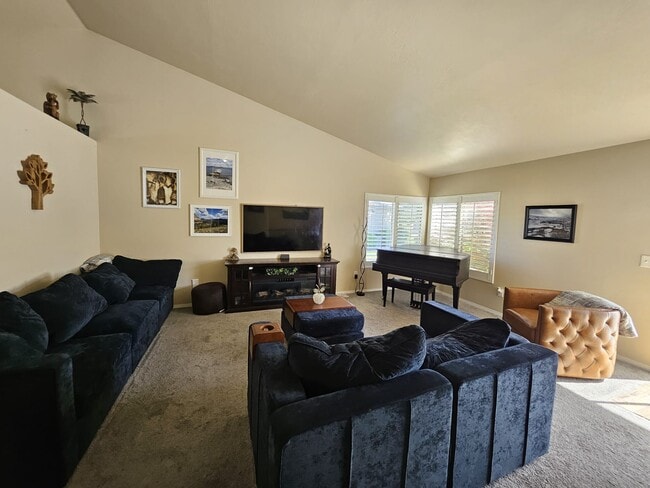 1879 W Colony Pointe Dr in Lehi, UT - Building Photo - Building Photo