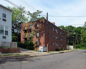 4203 Edson Pl NE in Washington, DC - Building Photo - Building Photo