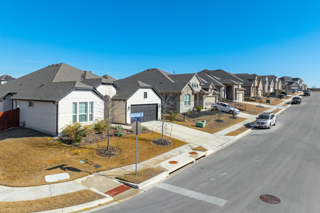 Sunfield in Mustang Ridge, TX - Building Photo