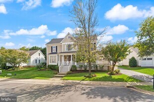 708 Irvine Bank Ln in Purcellville, VA - Building Photo