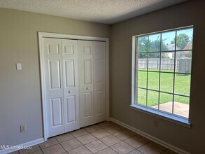 7059 Hampton Dr in Horn Lake, MS - Building Photo - Building Photo