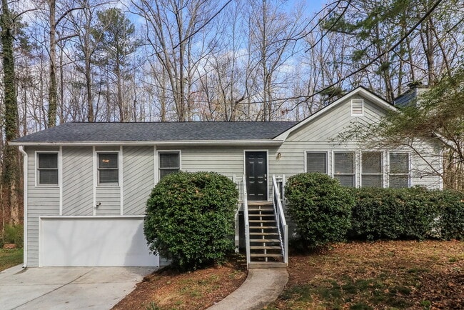 property at 700 Gregory Manor Dr SW